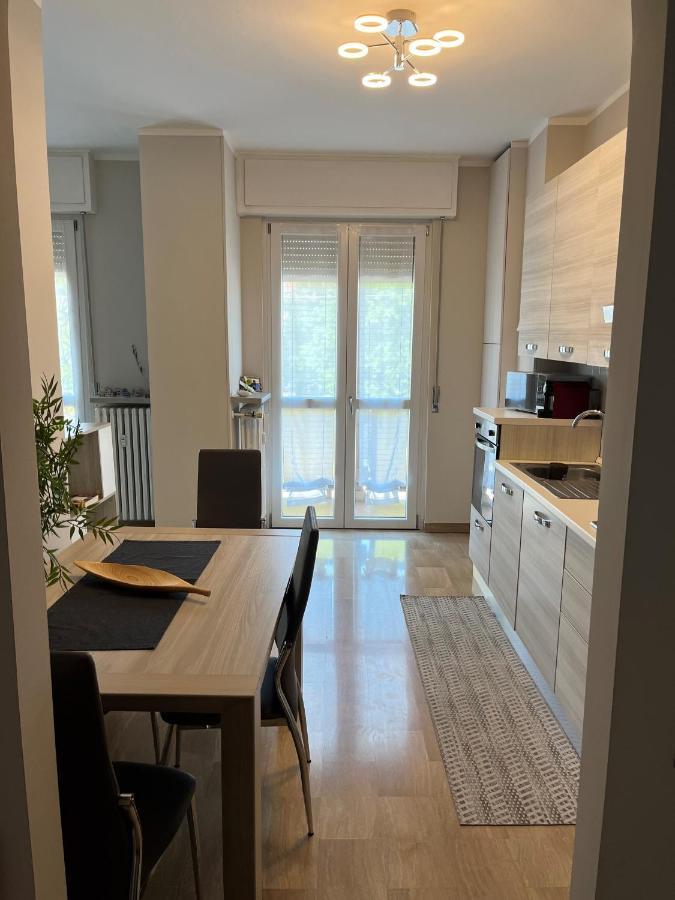 Apartamento Cini Infinity House Cinisello Balsamo Exterior foto